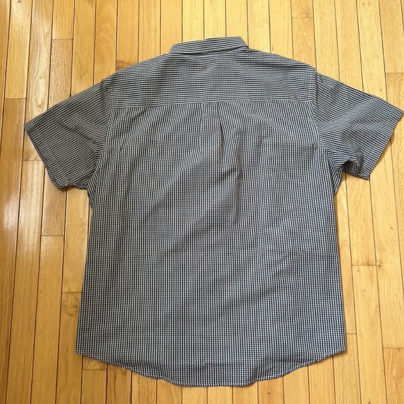 Short Sleep Button Up shirt - Picture 3 of 3